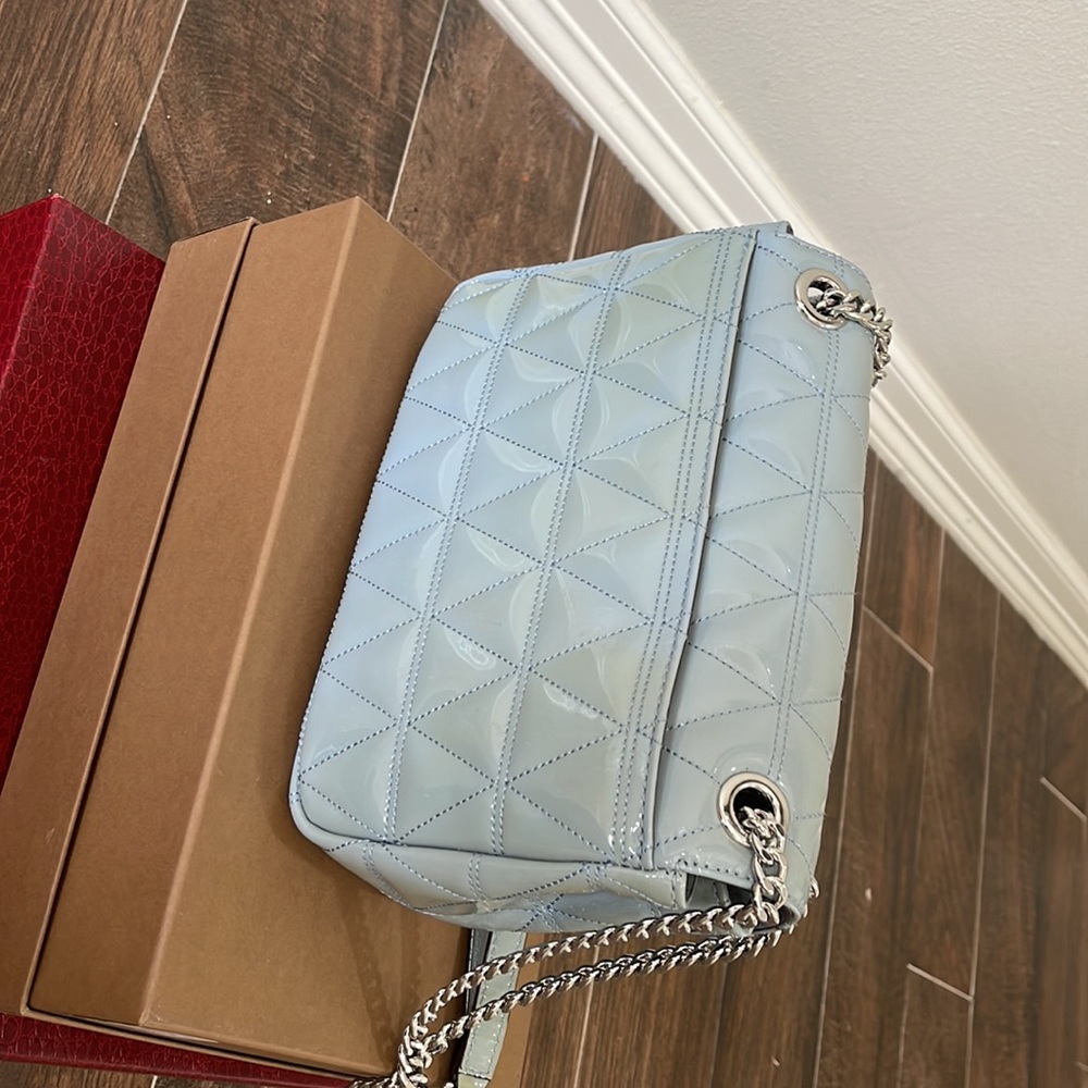 Michael Kors Flap Vivianne Gloss Pale Blue Chain Shoulder/Crossbody Bag - Picture 2 of 3